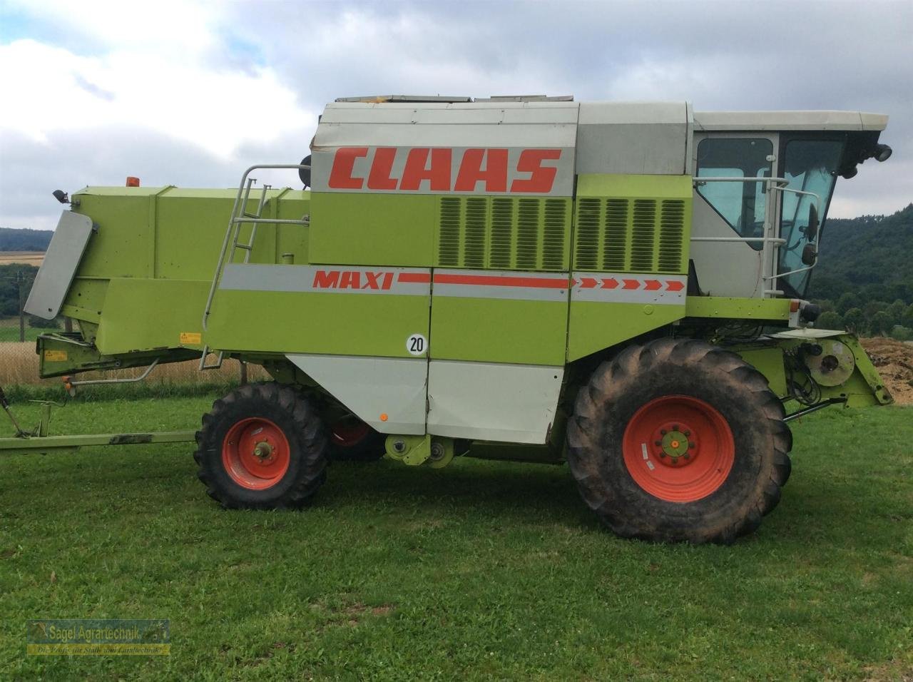 Mähdrescher typu CLAAS Dominator Maxi 118 S, Gebrauchtmaschine w Rhaunen (Zdjęcie 3)