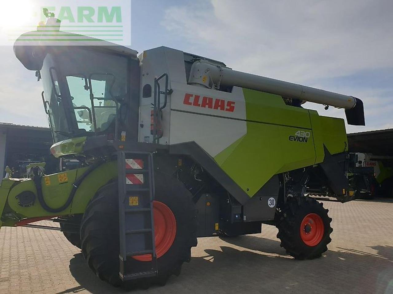 Mähdrescher typu CLAAS evion 430 classic + vario 620, Gebrauchtmaschine v NEUENDORF AM SPECK (Obrázok 5)