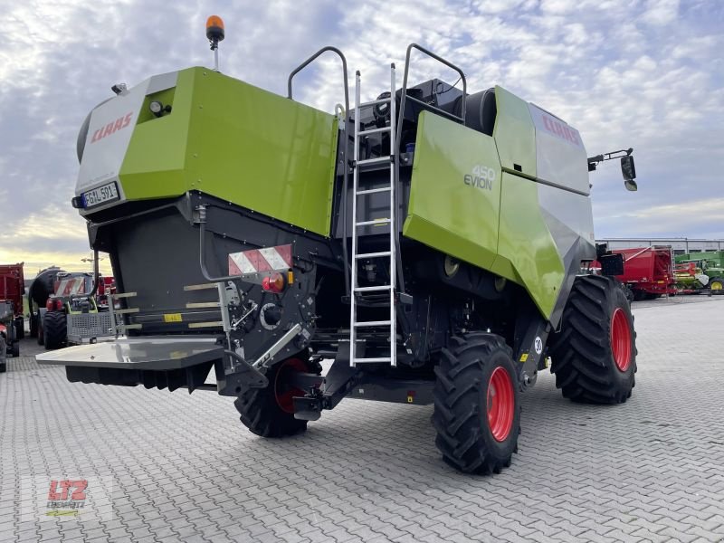 Mähdrescher van het type CLAAS EVION 450 CLASSIC, Neumaschine in Hartmannsdorf (Foto 4)