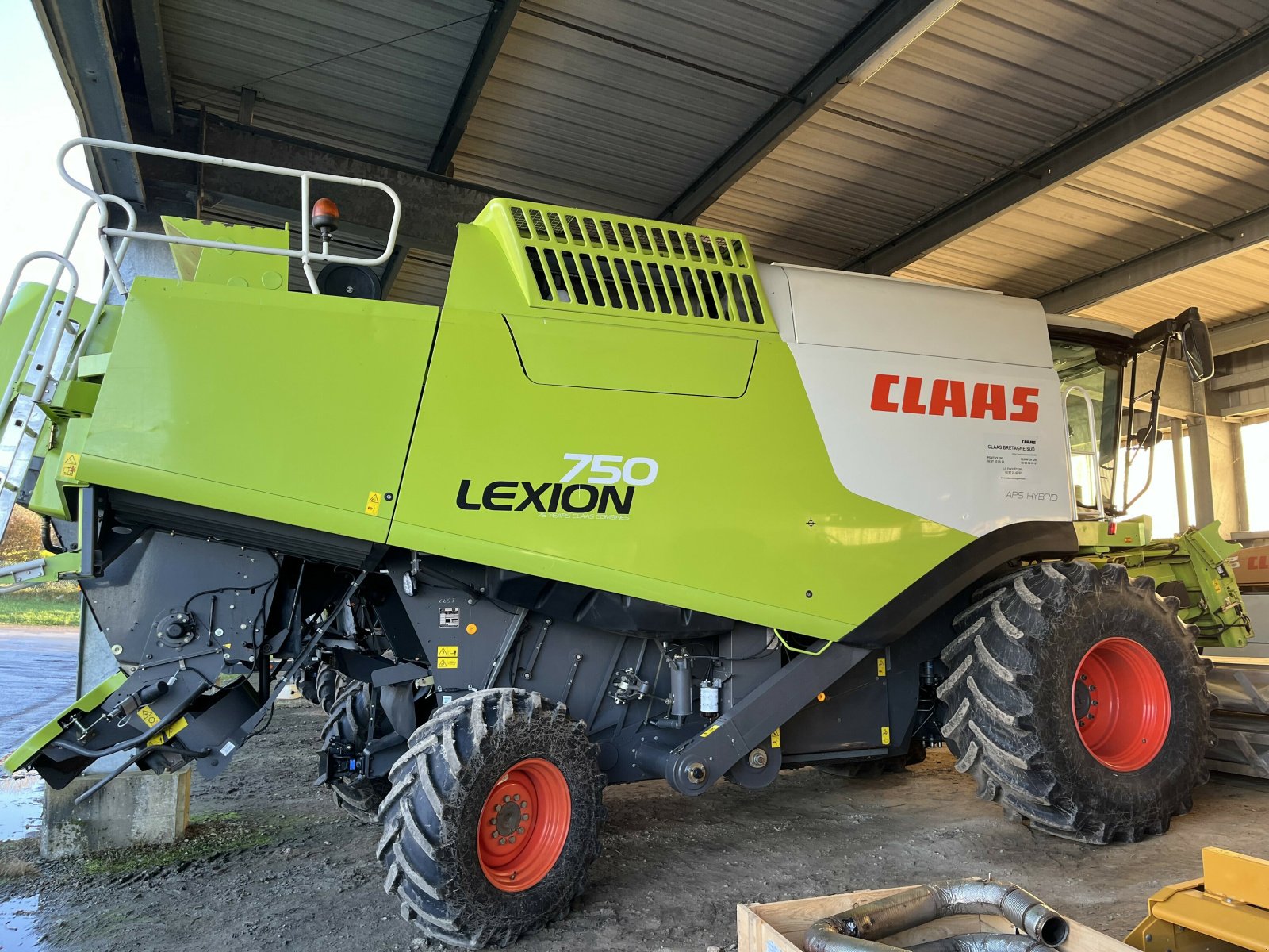 Mähdrescher типа CLAAS L 750 MONT 4 RM 700H BAT !!!, Gebrauchtmaschine в PONTIVY (Фотография 2)