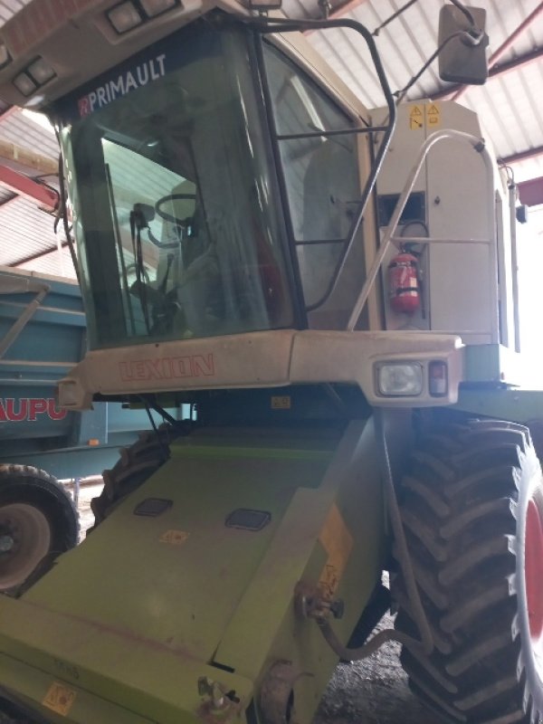 Mähdrescher tip CLAAS LEXION 415, Gebrauchtmaschine in VERT TOULON (Poză 4)