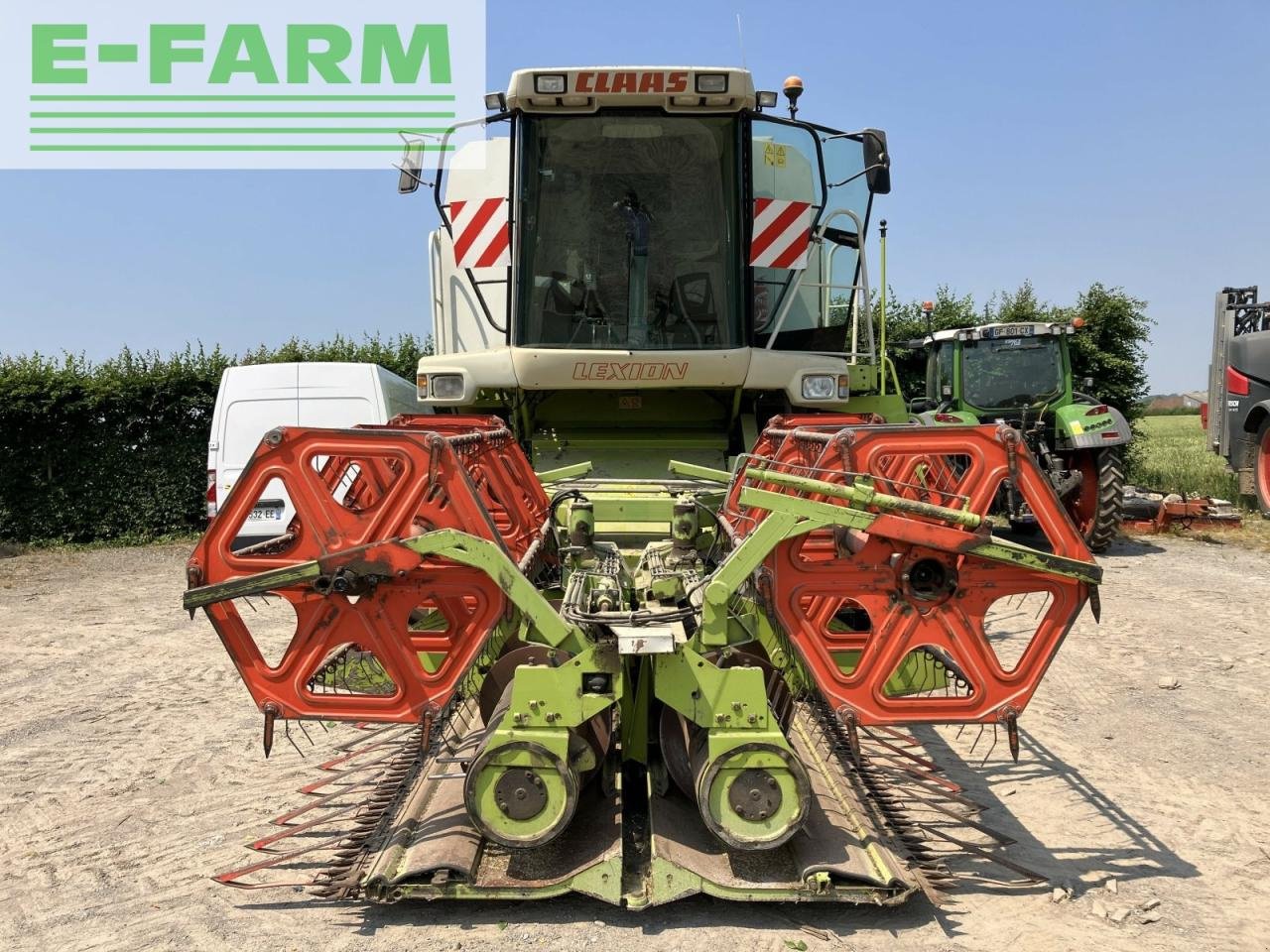 Mähdrescher tip CLAAS lexion 420, Gebrauchtmaschine in BLENDECQUES (Poză 4)