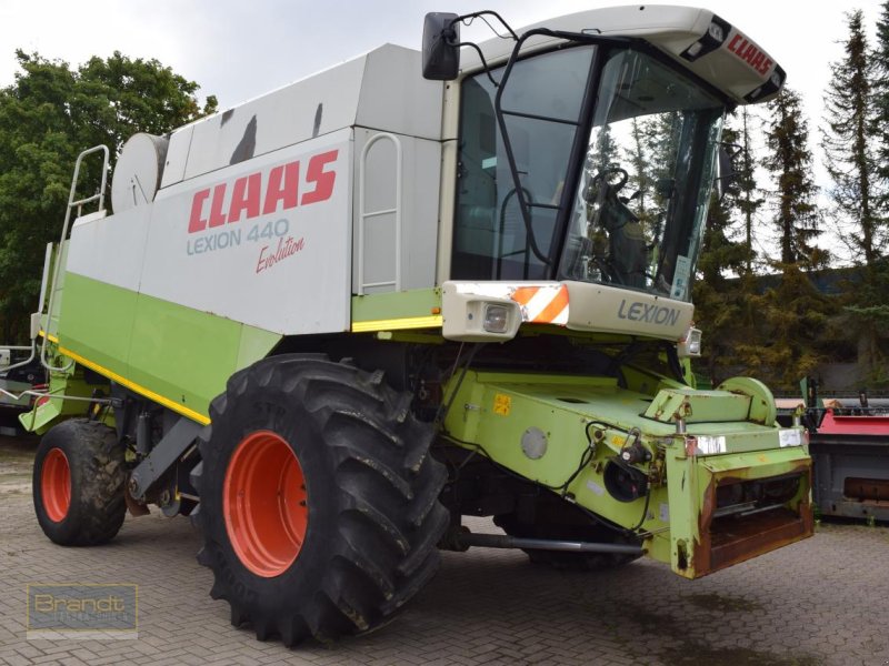 Mähdrescher des Typs CLAAS Lexion 440 Evolution, Gebrauchtmaschine in Oyten (Bild 1)