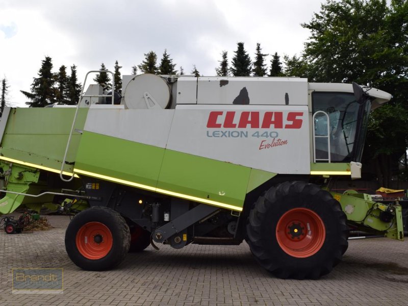 Mähdrescher des Typs CLAAS Lexion 440 Evolution, Gebrauchtmaschine in Oyten (Bild 1)