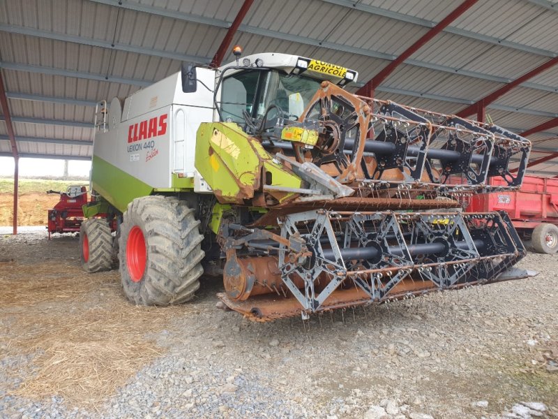 Mähdrescher του τύπου CLAAS LEXION 440 EVOLUTION, Gebrauchtmaschine σε DOMFRONT