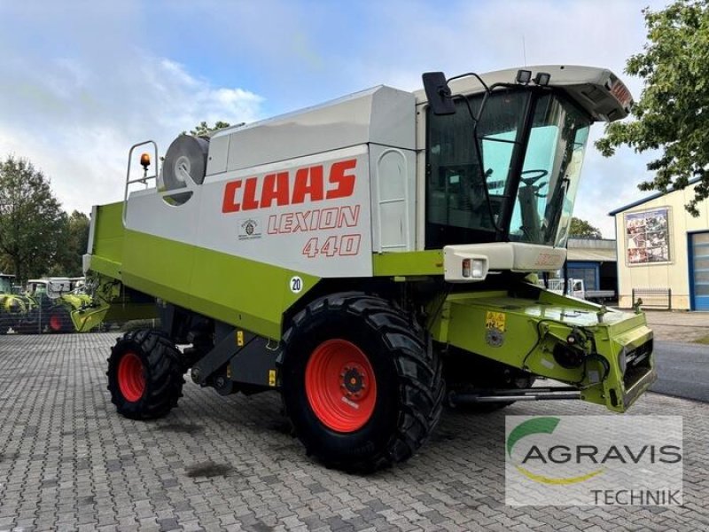 Mähdrescher του τύπου CLAAS LEXION 440, Gebrauchtmaschine σε Meppen (Φωτογραφία 2)