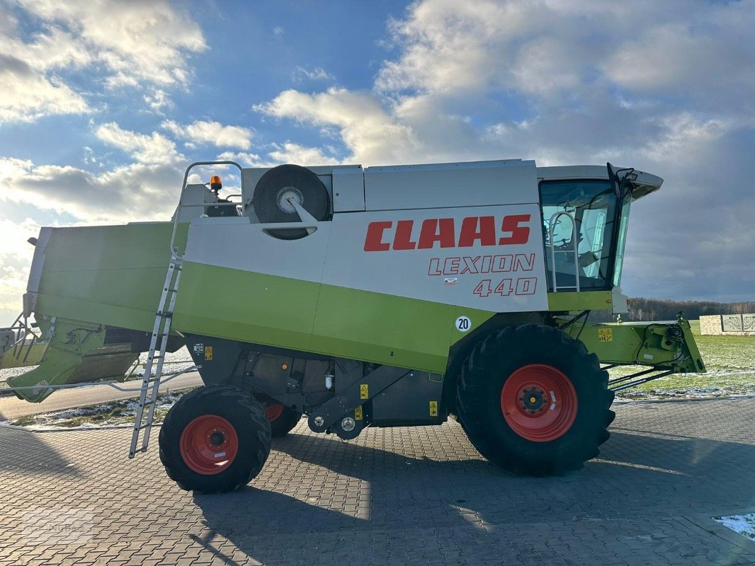 Mähdrescher Türe ait CLAAS Lexion 440, Gebrauchtmaschine içinde Prenzlau (resim 2)