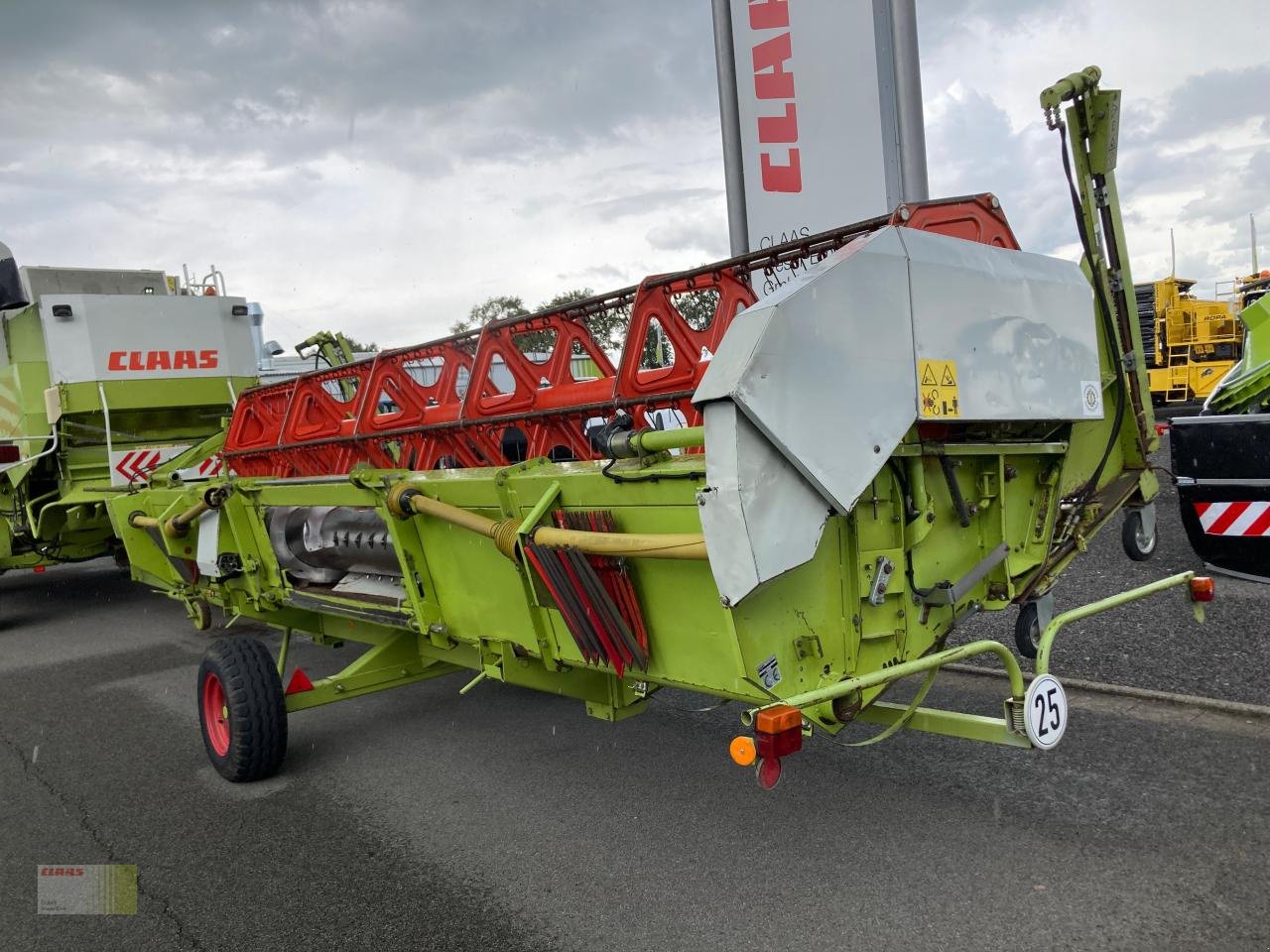 Mähdrescher Türe ait CLAAS LEXION 450 mit SW C 660 AC, Raps, SW-Wagen, Gebrauchtmaschine içinde Molbergen (resim 11)