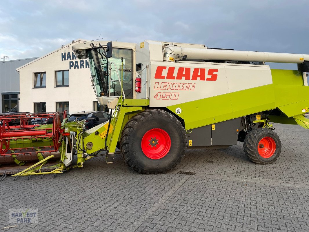 Mähdrescher des Typs CLAAS Lexion 450, Gebrauchtmaschine in Emsbüren (Bild 2)