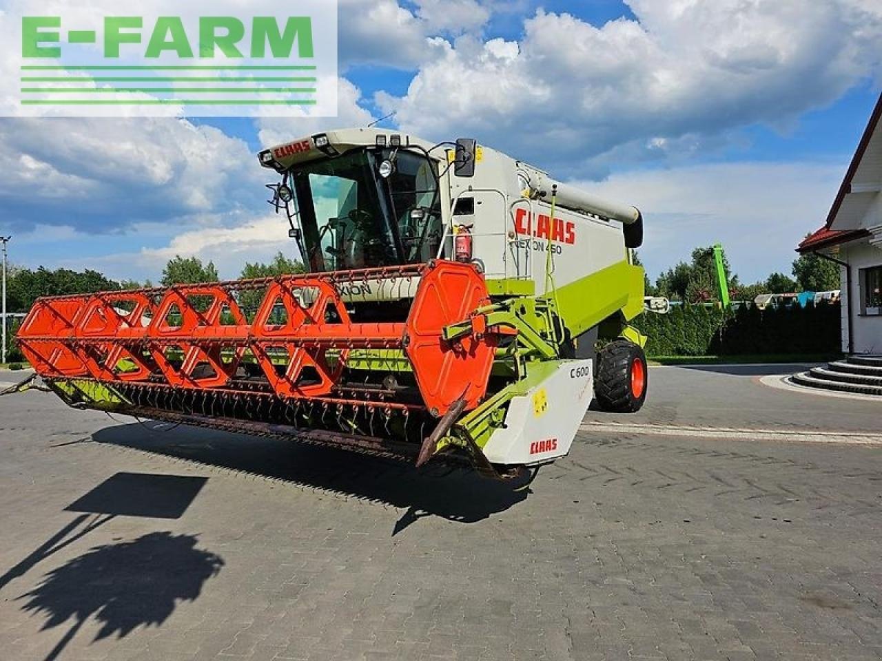 Mähdrescher του τύπου CLAAS lexion 450, Gebrauchtmaschine σε MORDY (Φωτογραφία 2)