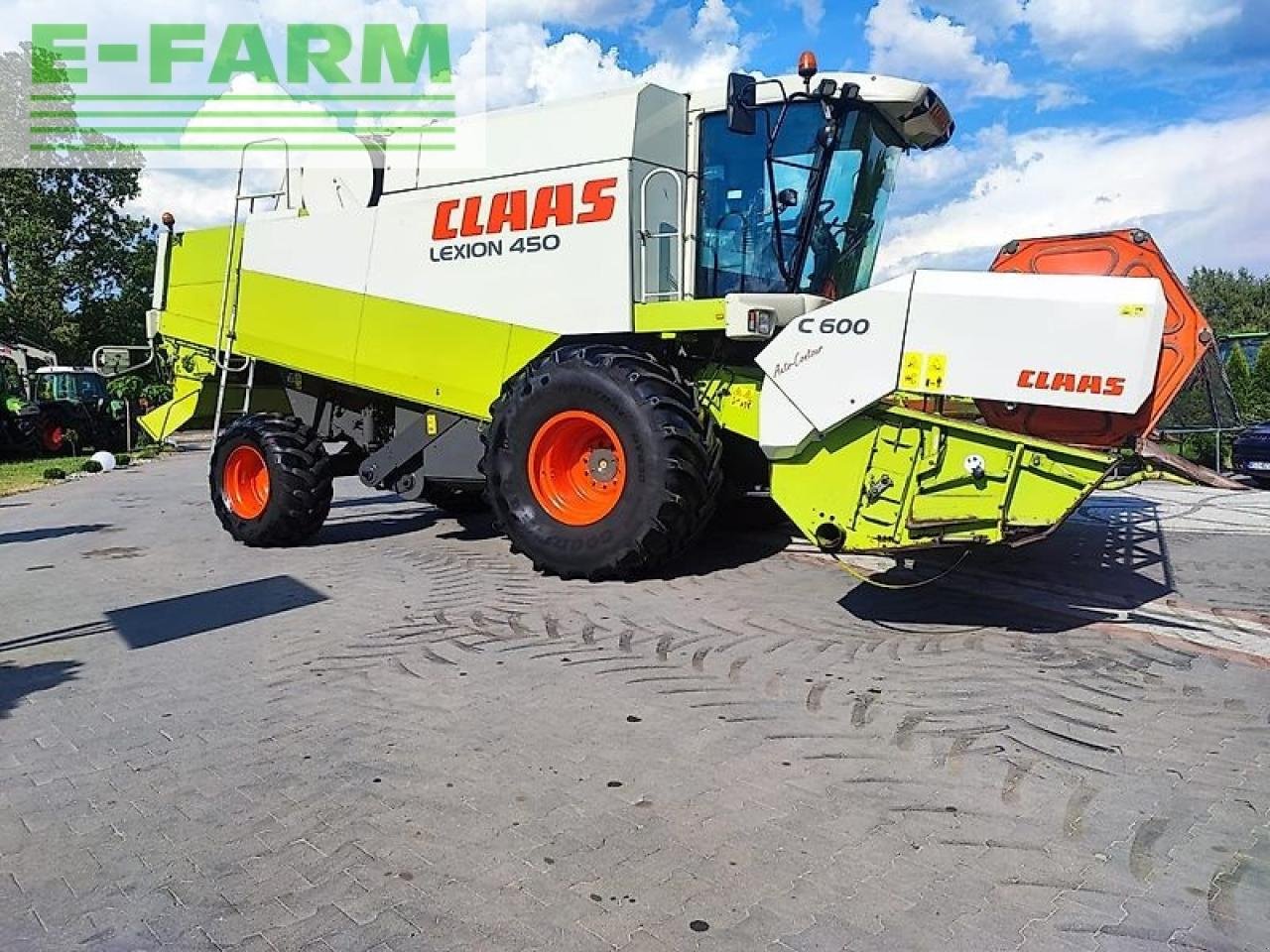 Mähdrescher του τύπου CLAAS lexion 450, Gebrauchtmaschine σε MORDY (Φωτογραφία 9)