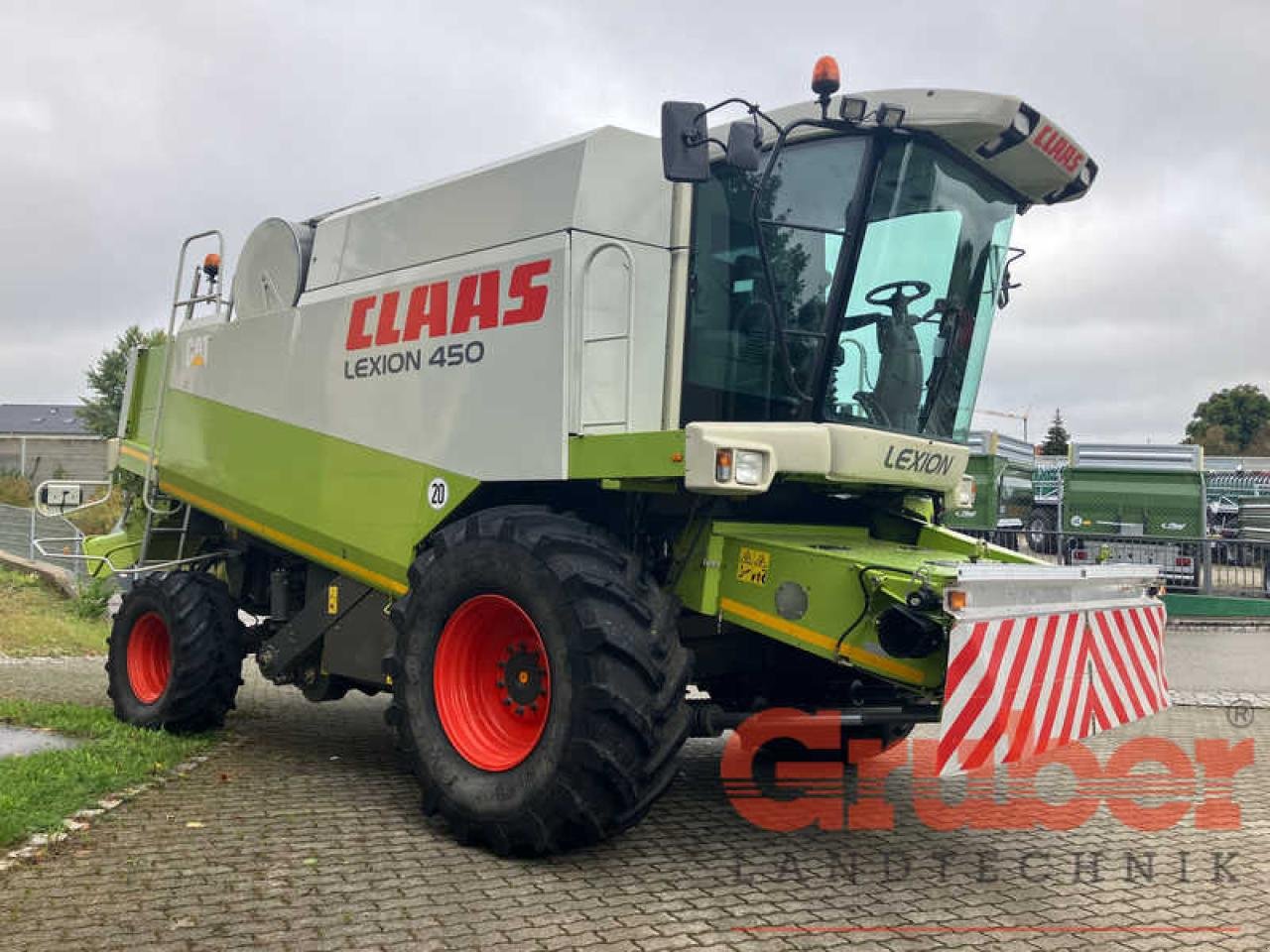 Mähdrescher typu CLAAS Lexion 450, Gebrauchtmaschine v Ampfing (Obrázok 1)