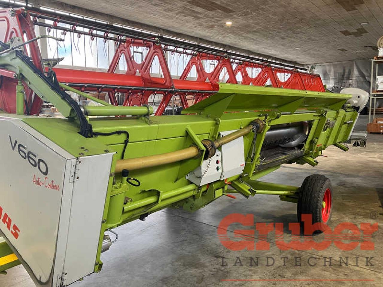 Mähdrescher des Typs CLAAS Lexion 450, Gebrauchtmaschine in Ampfing (Bild 20)