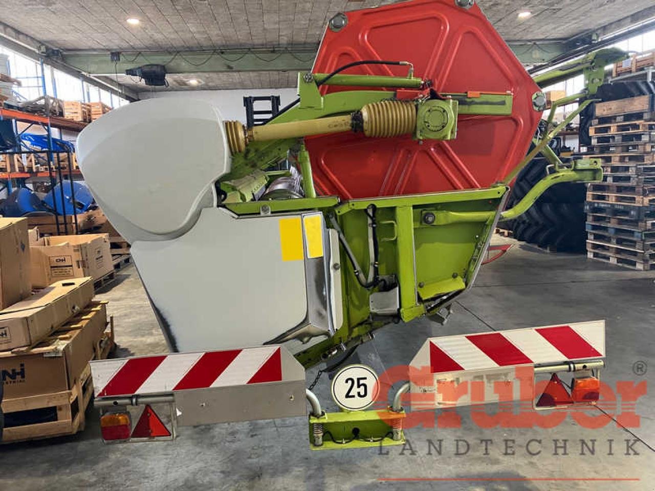 Mähdrescher des Typs CLAAS Lexion 450, Gebrauchtmaschine in Ampfing (Bild 25)