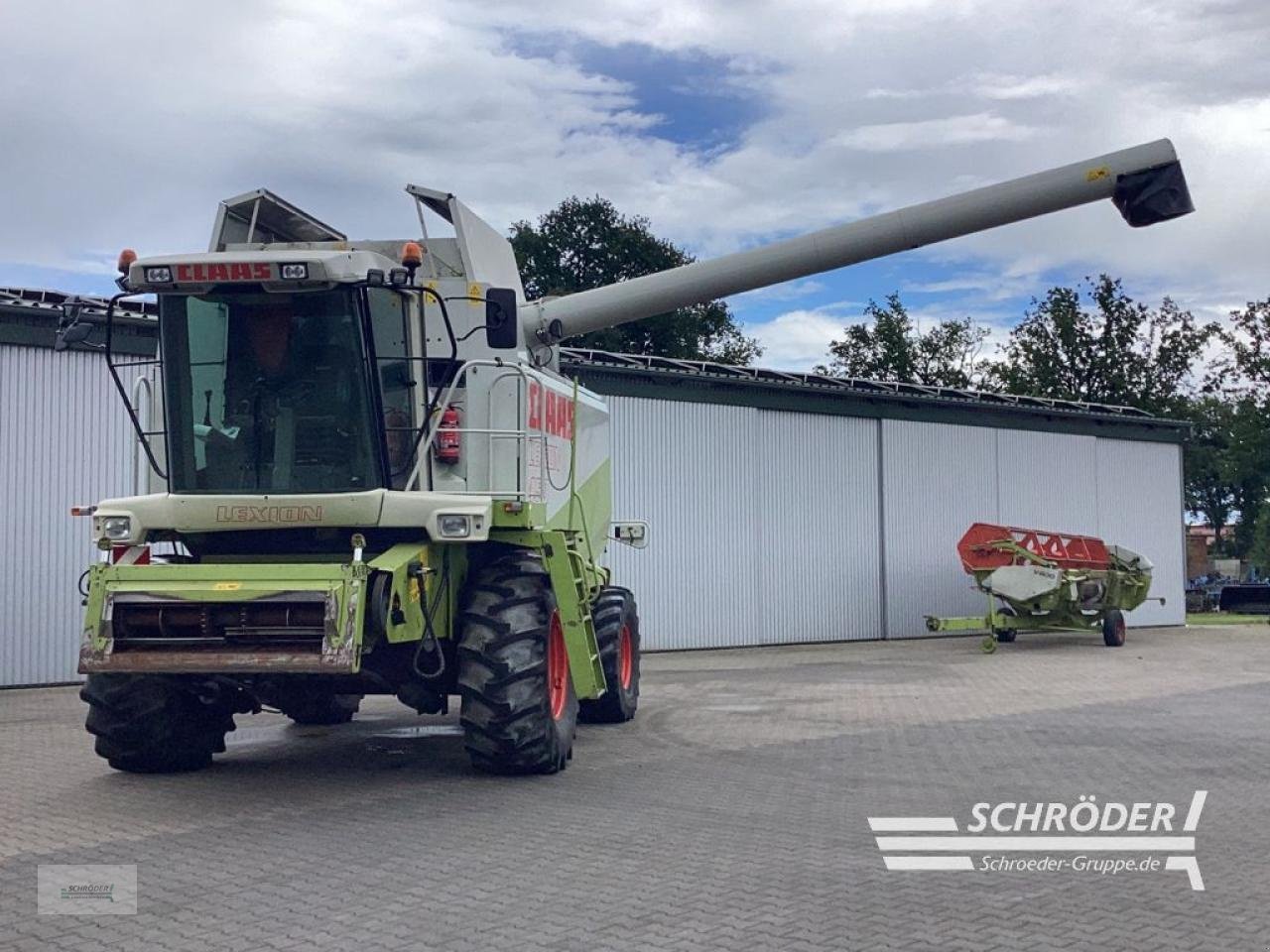 Mähdrescher tip CLAAS LEXION 450, Gebrauchtmaschine in Lastrup (Poză 2)