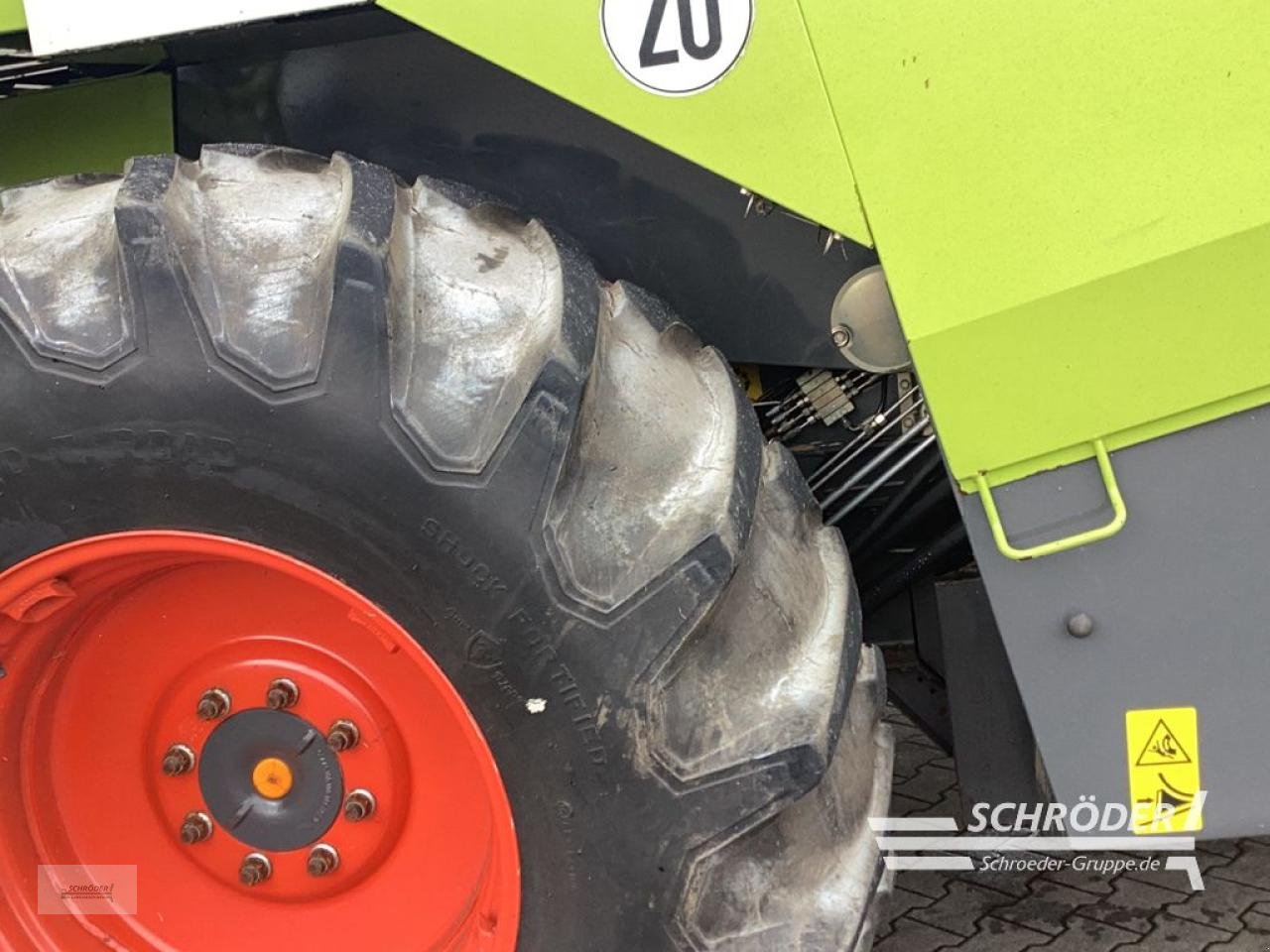 Mähdrescher des Typs CLAAS LEXION 450, Gebrauchtmaschine in Lastrup (Bild 9)