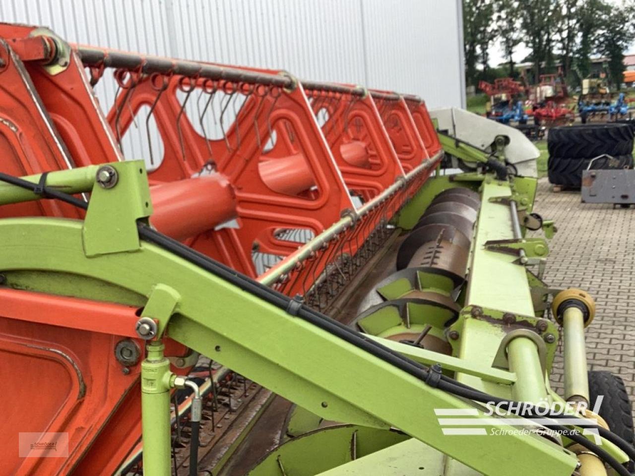 Mähdrescher des Typs CLAAS LEXION 450, Gebrauchtmaschine in Lastrup (Bild 19)