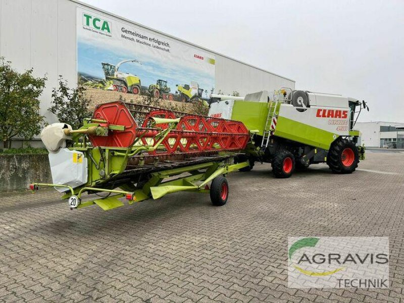 Mähdrescher del tipo CLAAS LEXION 450, Gebrauchtmaschine en Alpen (Imagen 8)