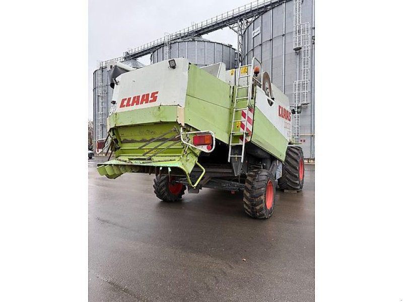 Mähdrescher du type CLAAS LEXION 460, Gebrauchtmaschine en Kaunas (Photo 12)