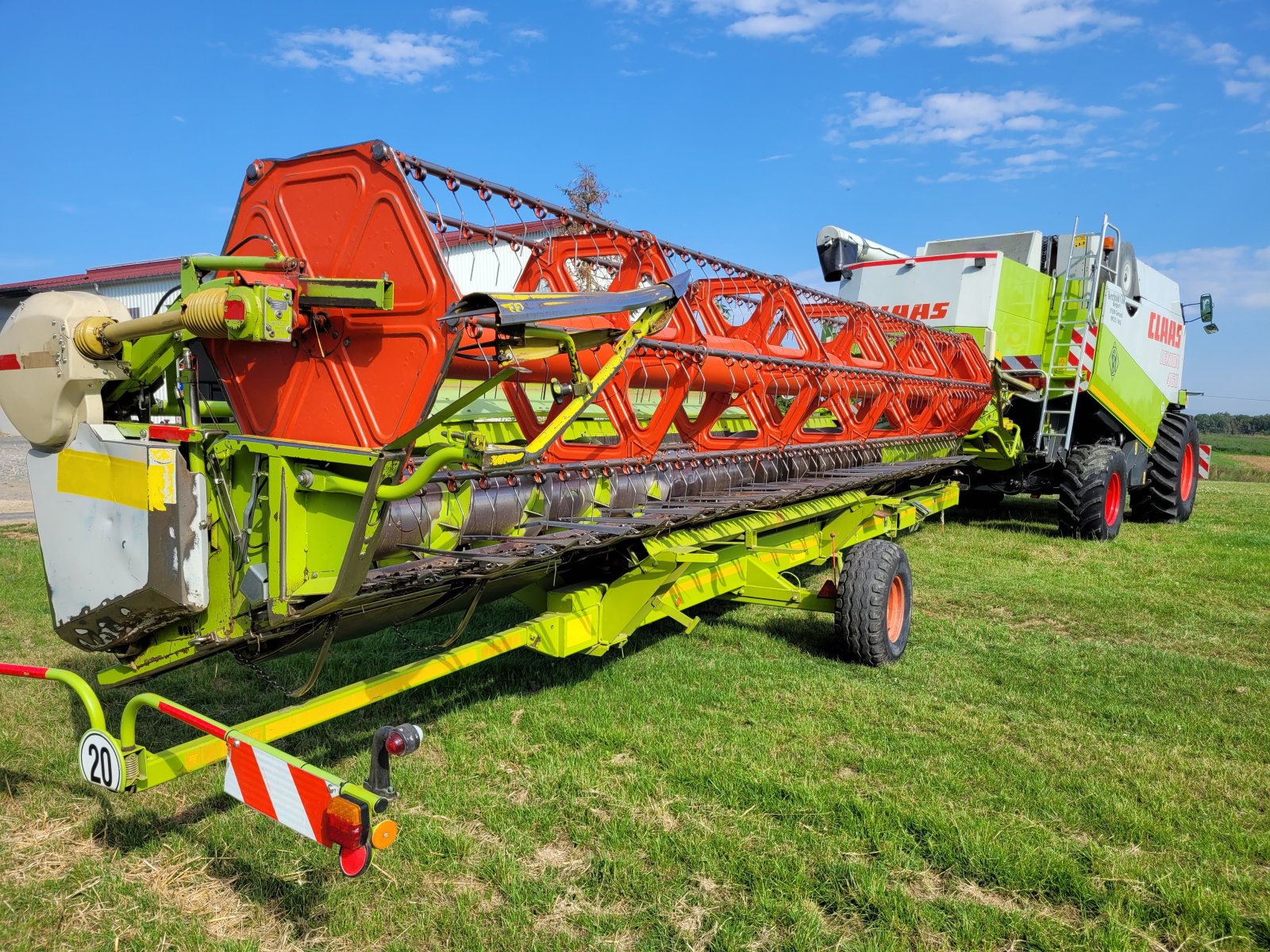 Mähdrescher des Typs CLAAS Lexion 460, Gebrauchtmaschine in Kolitzheim (Bild 12)