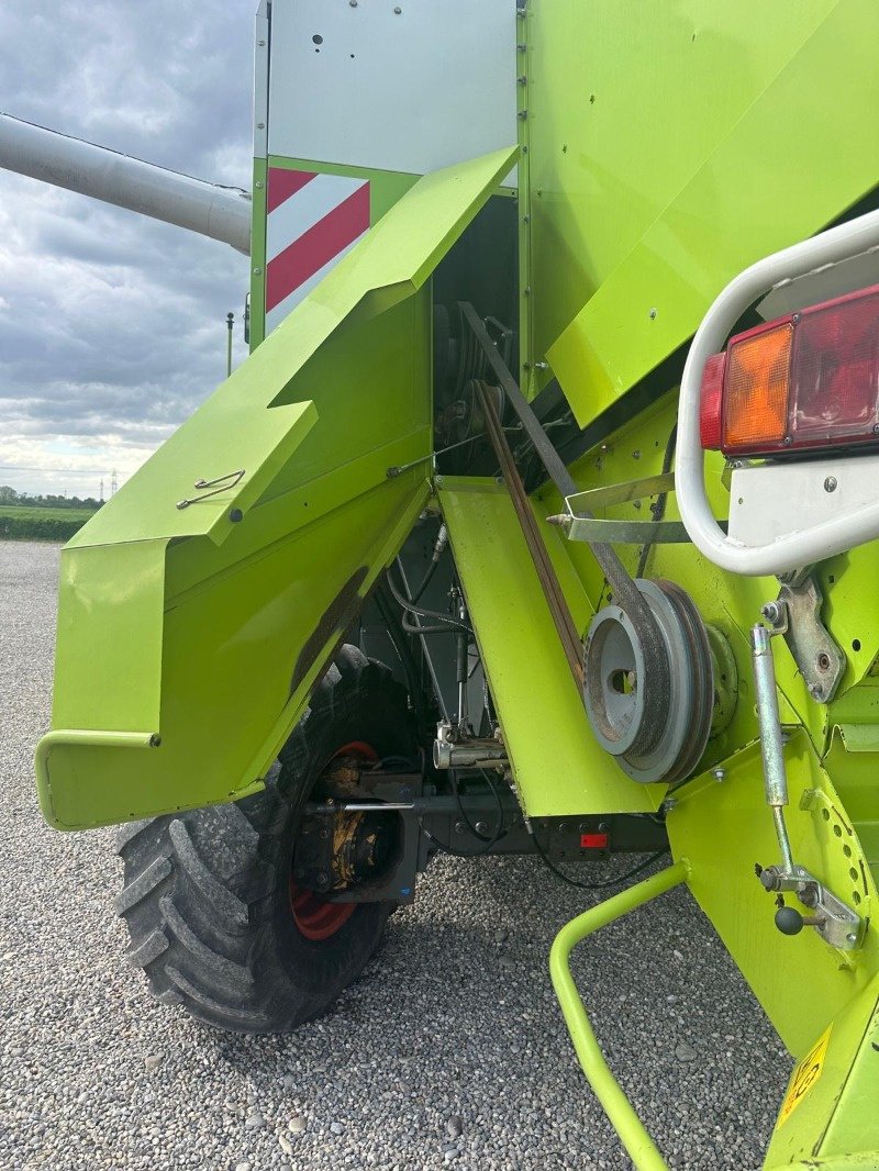 Mähdrescher du type CLAAS Lexion 470 Landwirtsmaschine (Raupe), Gebrauchtmaschine en Schutterzell (Photo 12)