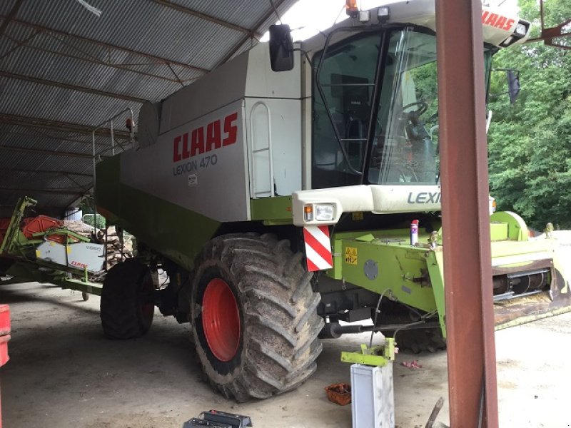 Mähdrescher van het type CLAAS LEXION 470, Gebrauchtmaschine in PITHIVIERS Cedex (Foto 2)