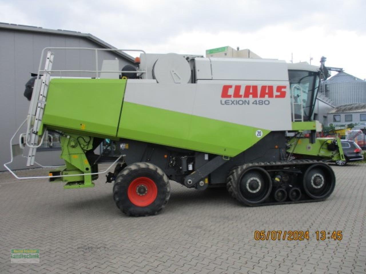 Mähdrescher des Typs CLAAS Lexion 480, Gebrauchtmaschine in Büren (Bild 4)