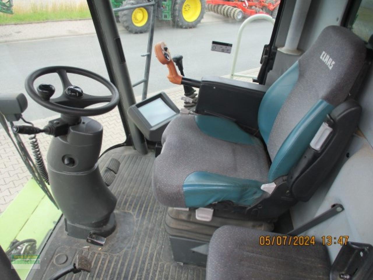 Mähdrescher des Typs CLAAS Lexion 480, Gebrauchtmaschine in Büren (Bild 11)