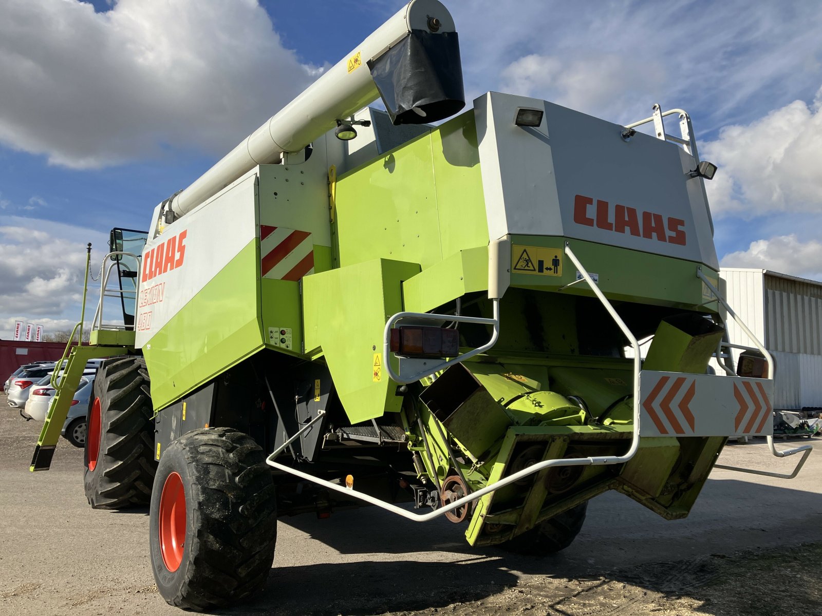 Mähdrescher des Typs CLAAS LEXION 480, Gebrauchtmaschine in VAROIS & CHAIGNOT (Bild 2)