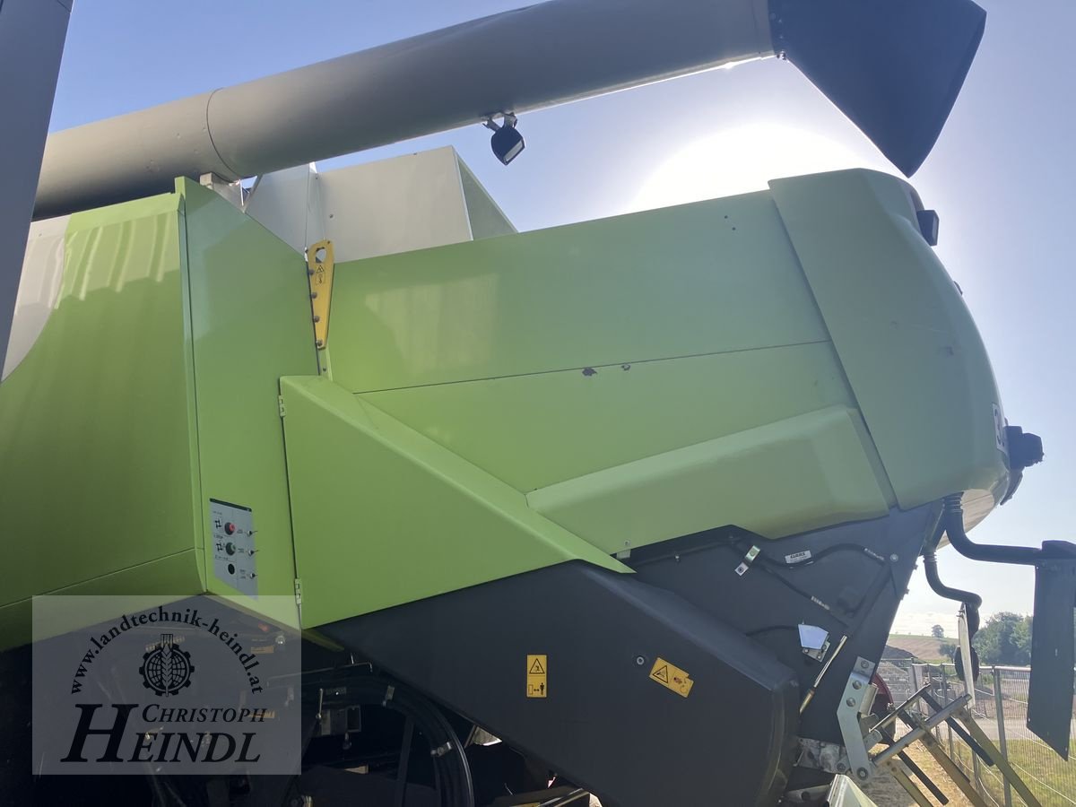 Mähdrescher des Typs CLAAS Lexion 530, Gebrauchtmaschine in Stephanshart (Bild 5)