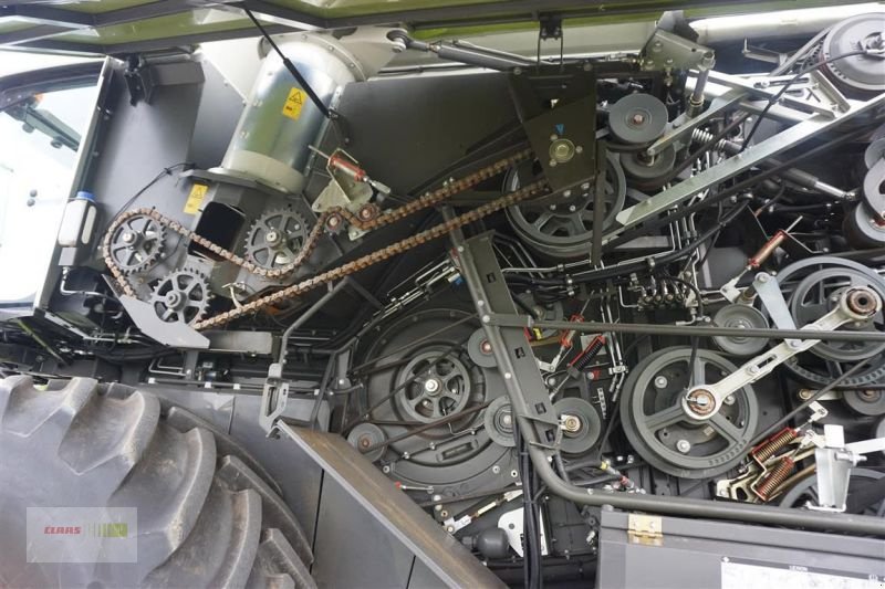 Mähdrescher del tipo CLAAS LEXION 5300, Gebrauchtmaschine In Töging am Inn (Immagine 9)