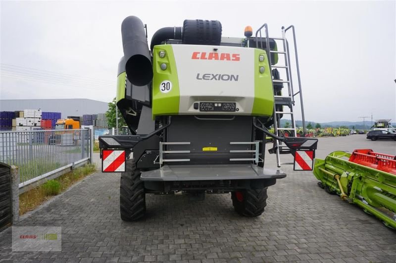 Mähdrescher del tipo CLAAS LEXION 5300, Gebrauchtmaschine In Töging am Inn (Immagine 4)