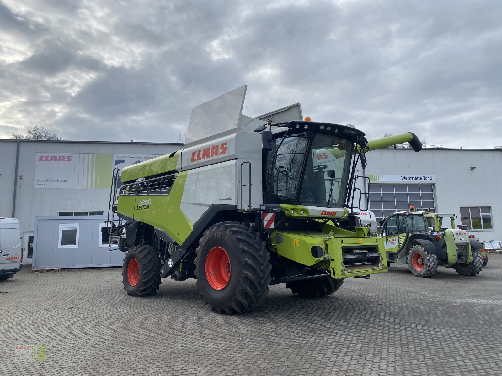 Mähdrescher tip CLAAS Lexion 5300, Gebrauchtmaschine in Vohburg (Poză 1)