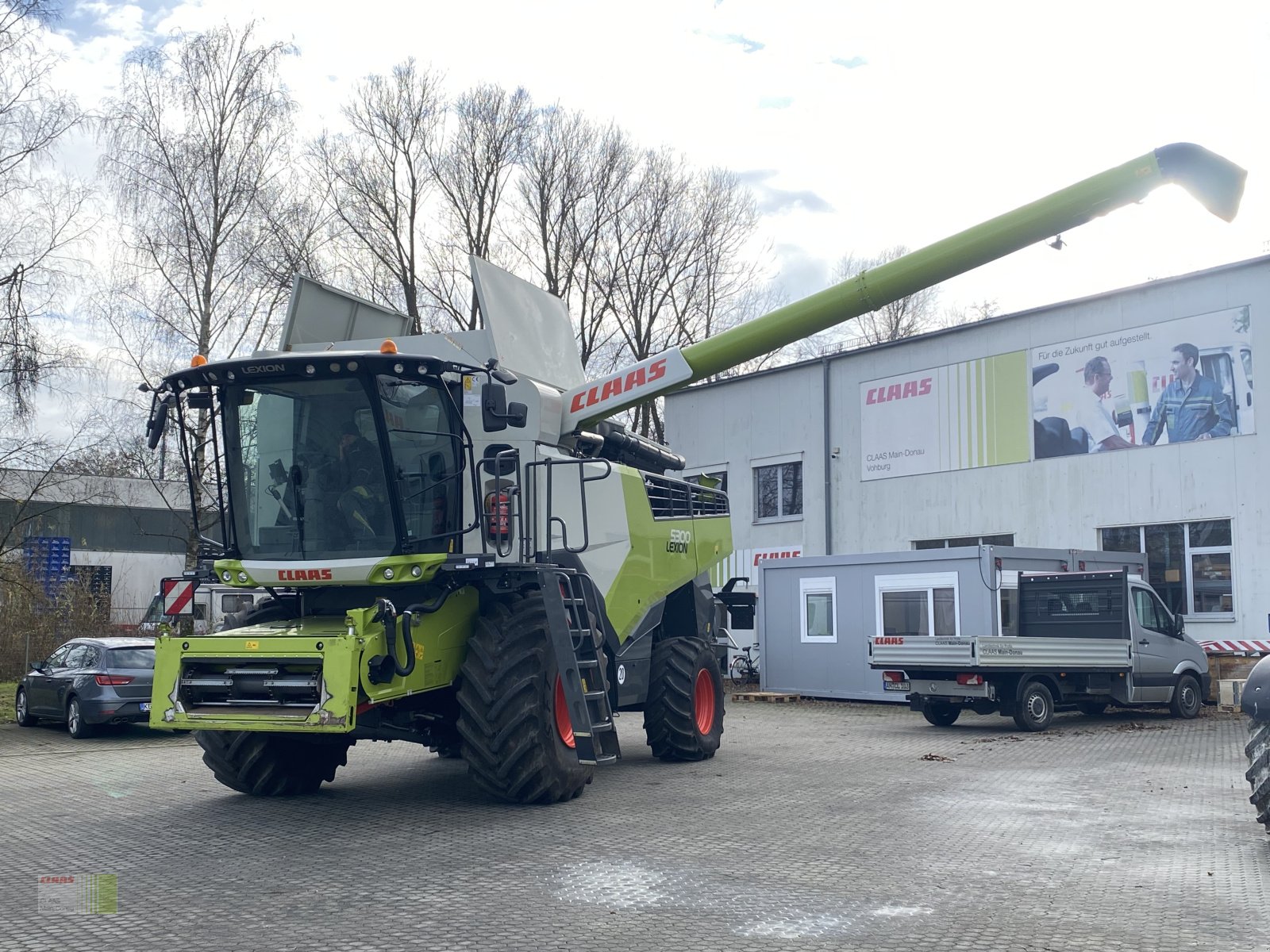 Mähdrescher tip CLAAS Lexion 5300, Gebrauchtmaschine in Vohburg (Poză 4)