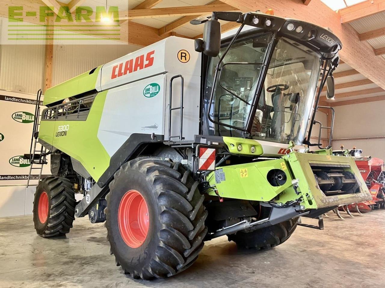 Mähdrescher del tipo CLAAS lexion 5300, Gebrauchtmaschine en Sierning (Imagen 2)