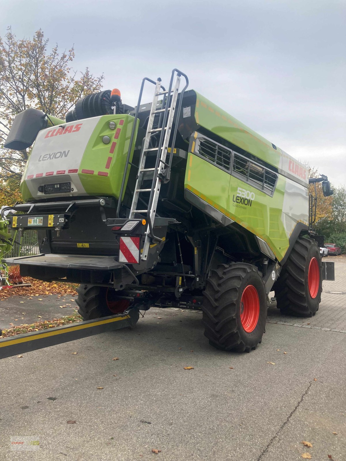 Mähdrescher του τύπου CLAAS Lexion 5300, Gebrauchtmaschine σε Krumbach (Φωτογραφία 3)