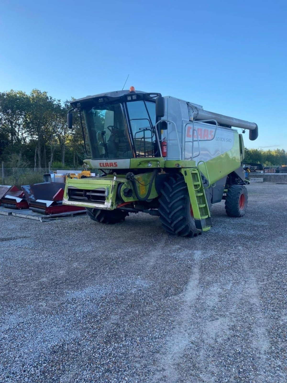 Mähdrescher des Typs CLAAS LEXION 540, Gebrauchtmaschine in Tim (Bild 1)