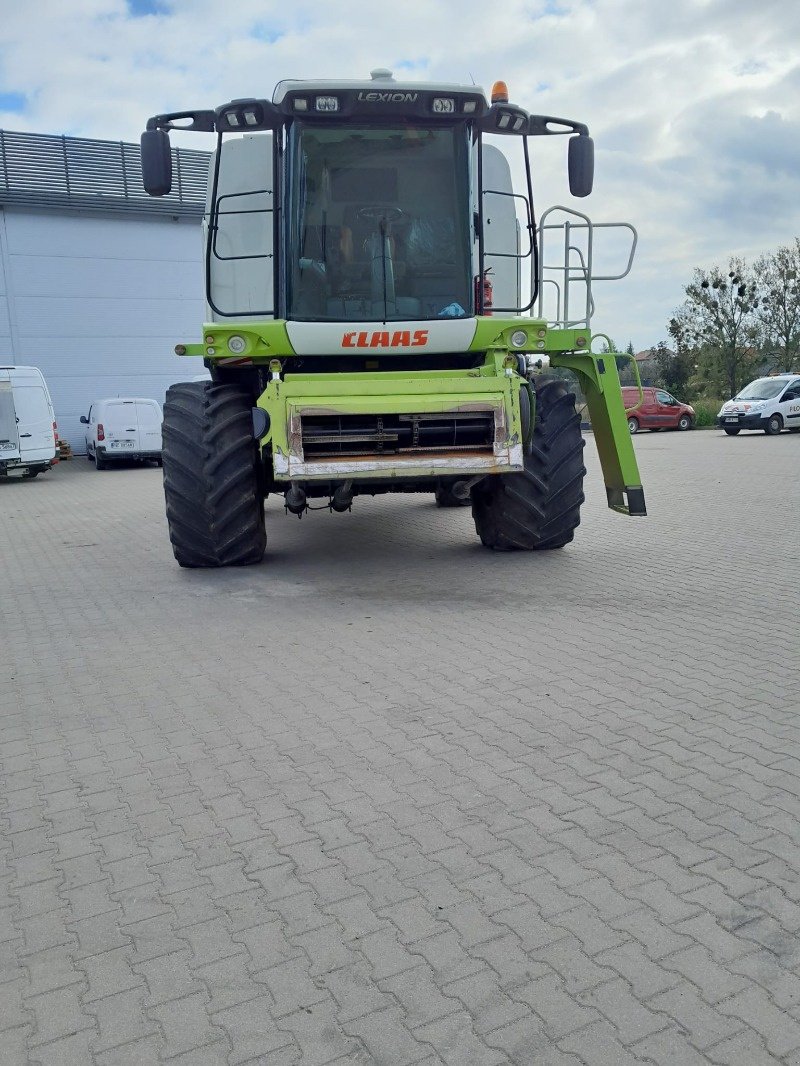 Mähdrescher van het type CLAAS LEXION 540, Gebrauchtmaschine in Mrągowo (Foto 3)