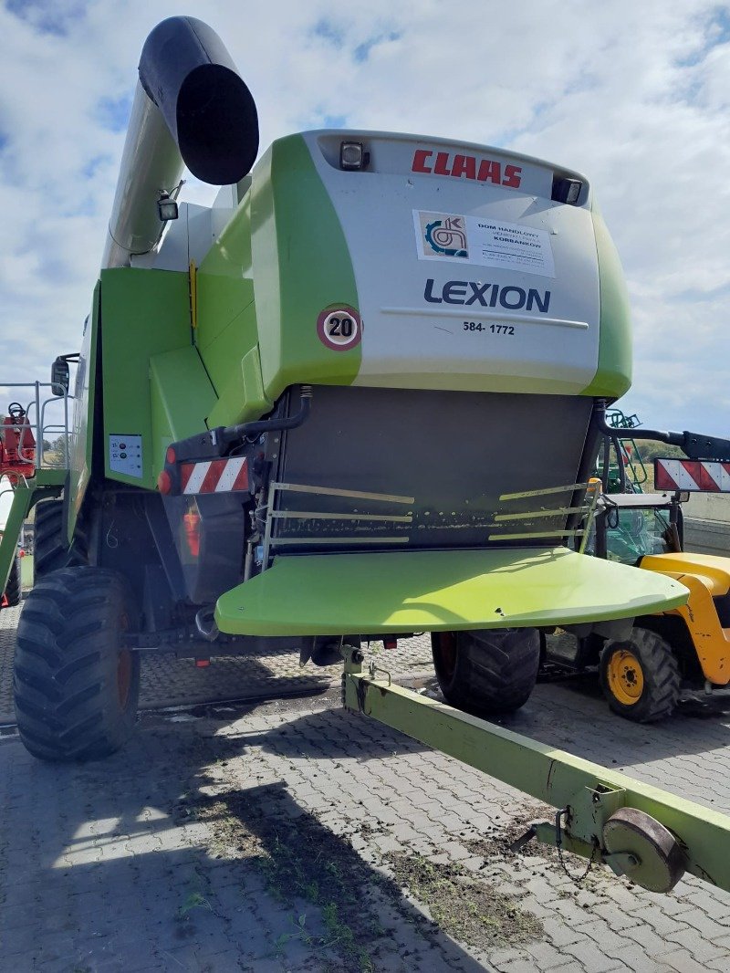 Mähdrescher du type CLAAS LEXION 540, Gebrauchtmaschine en Mrągowo (Photo 12)