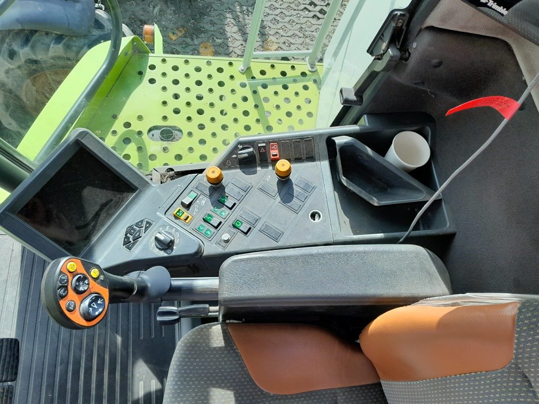 Mähdrescher del tipo CLAAS LEXION 540, Gebrauchtmaschine en Mrągowo (Imagen 20)