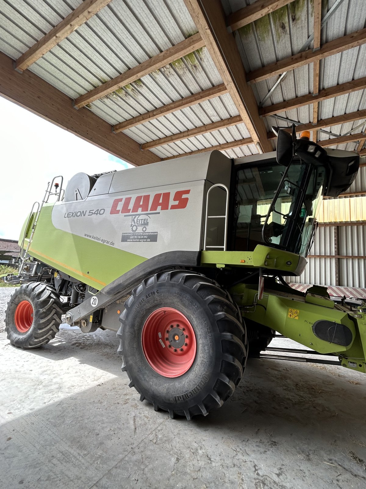 Mähdrescher des Typs CLAAS Lexion 540, Gebrauchtmaschine in Leutershausen (Bild 4)