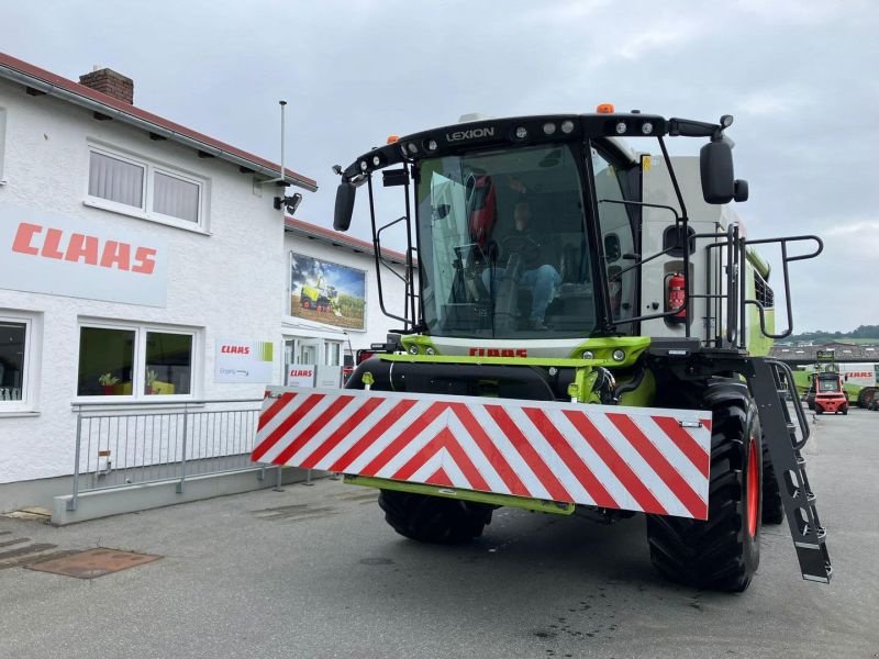 Mähdrescher des Typs CLAAS LEXION 5400 E5, Neumaschine in Cham (Bild 2)