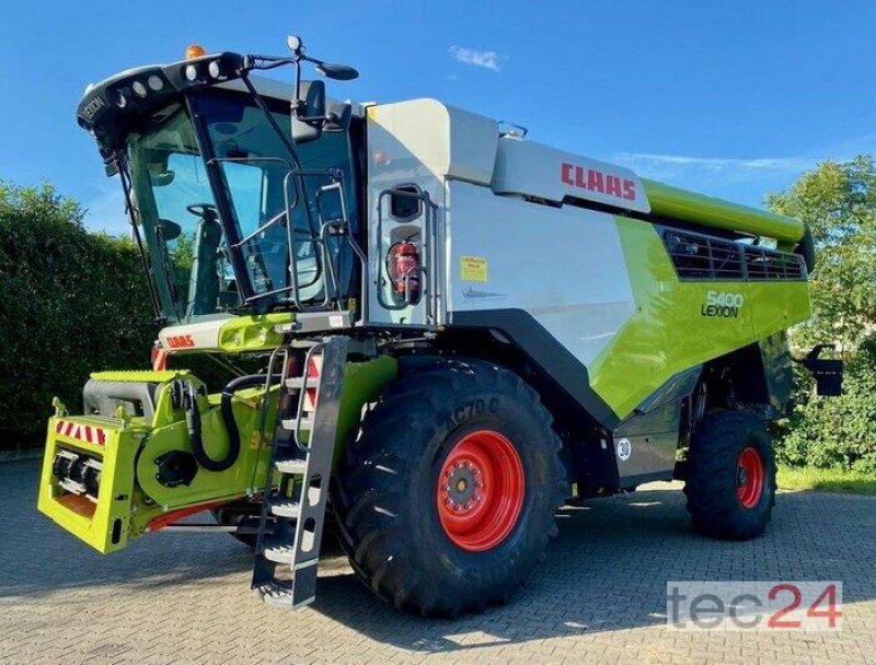 Mähdrescher del tipo CLAAS Lexion 5400 mit Schneidwerk, Gebrauchtmaschine en Östringen (Imagen 4)