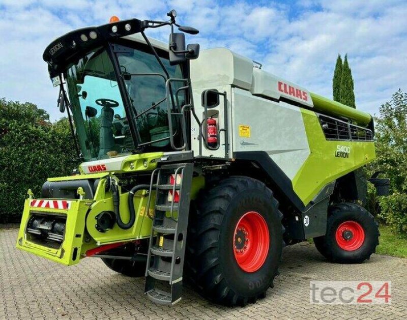 Mähdrescher du type CLAAS Lexion 5400 mit Schneidwerk, Gebrauchtmaschine en Östringen (Photo 10)