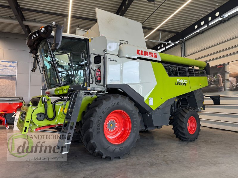 Mähdrescher des Typs CLAAS Lexion 5400 Model C831..., Gebrauchtmaschine in Hohentengen (Bild 1)