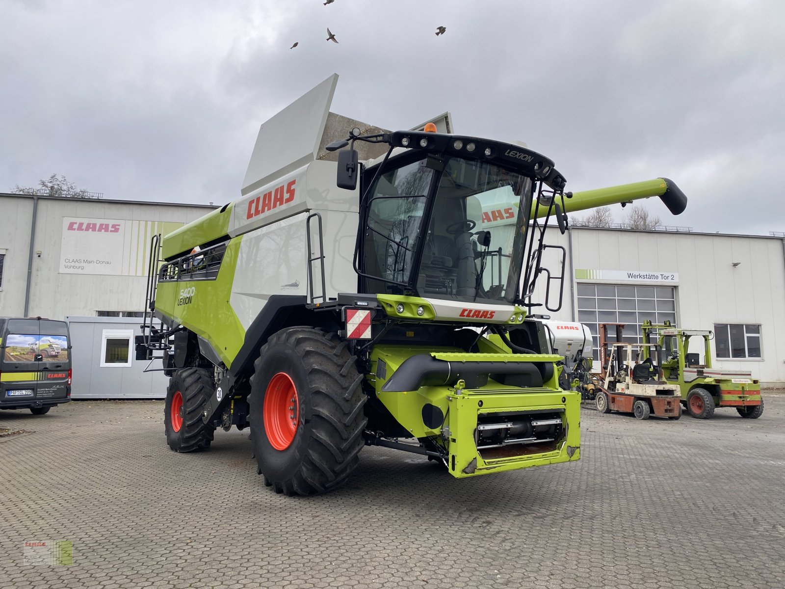 Mähdrescher от тип CLAAS Lexion 5400, Gebrauchtmaschine в Vohburg (Снимка 1)