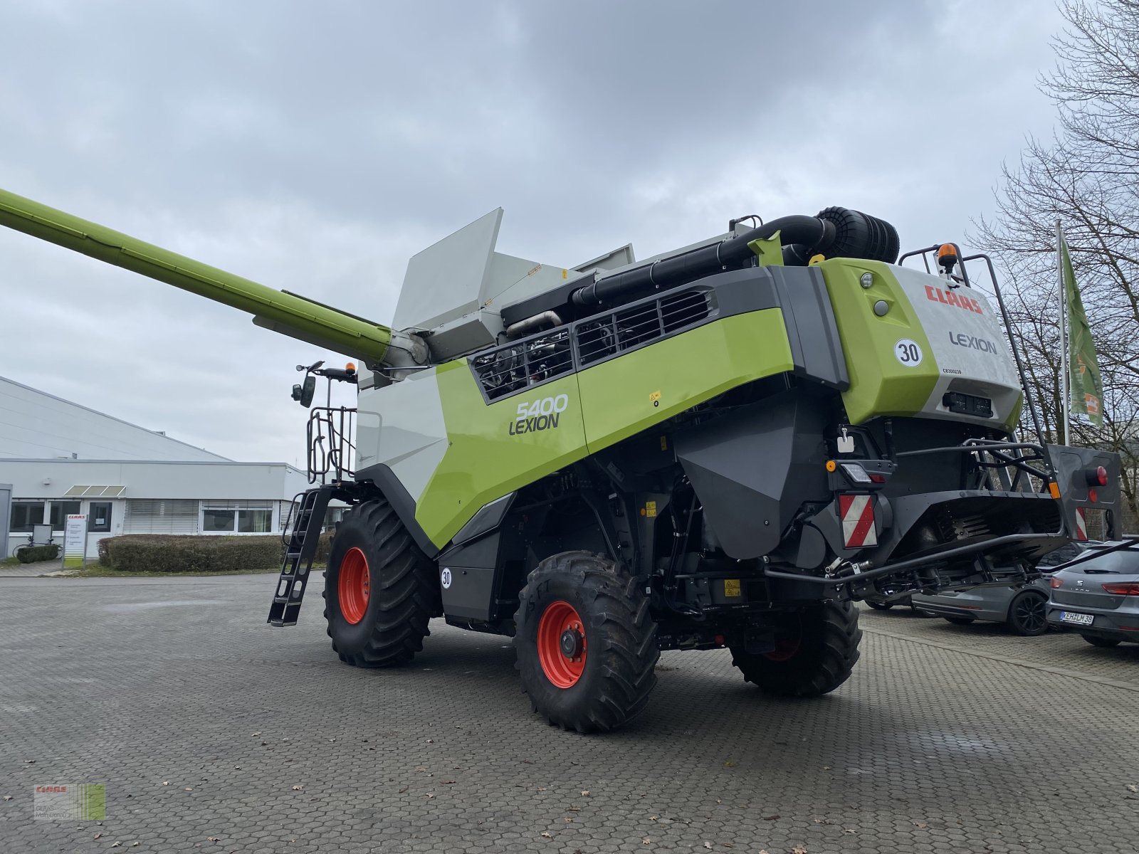 Mähdrescher от тип CLAAS Lexion 5400, Gebrauchtmaschine в Vohburg (Снимка 3)