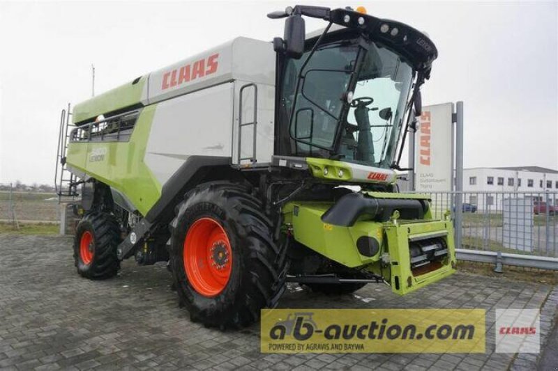 Mähdrescher des Typs CLAAS LEXION 5400, Gebrauchtmaschine in Töging am Inn (Bild 1)