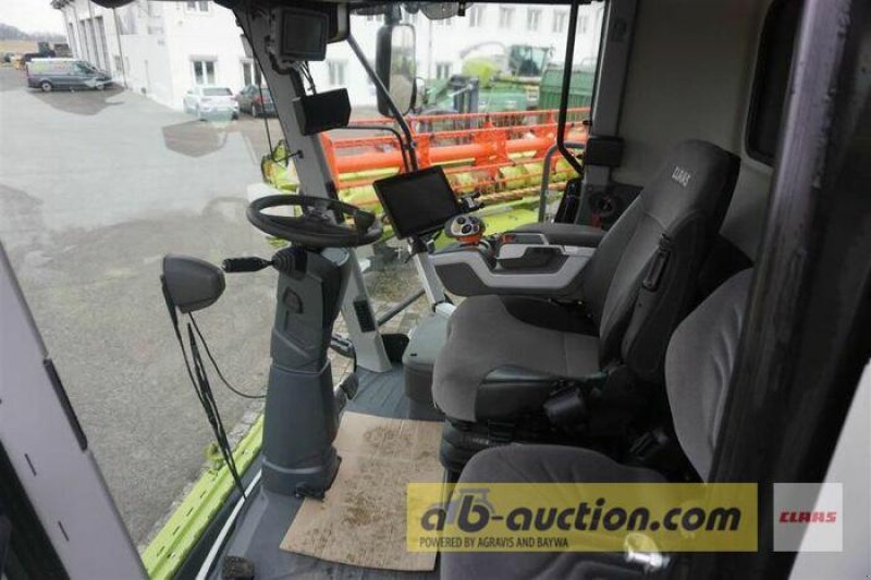 Mähdrescher des Typs CLAAS LEXION 5400, Gebrauchtmaschine in Töging am Inn (Bild 16)