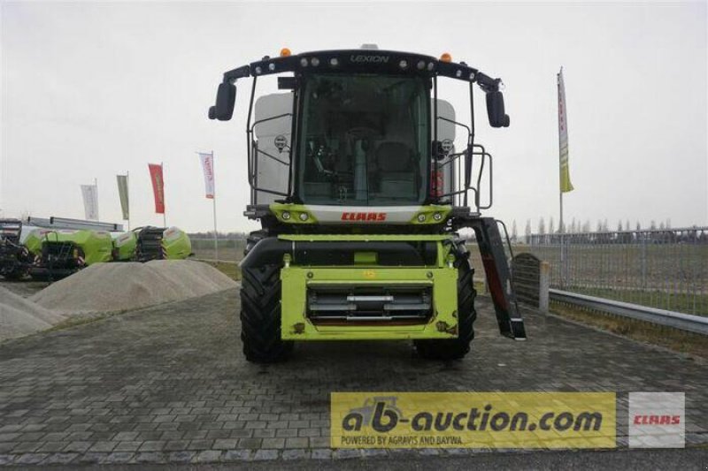 Mähdrescher des Typs CLAAS LEXION 5400, Gebrauchtmaschine in Töging am Inn (Bild 11)